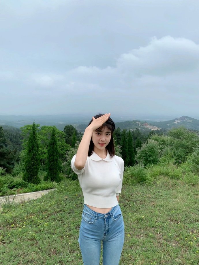 兴趣地带 封面